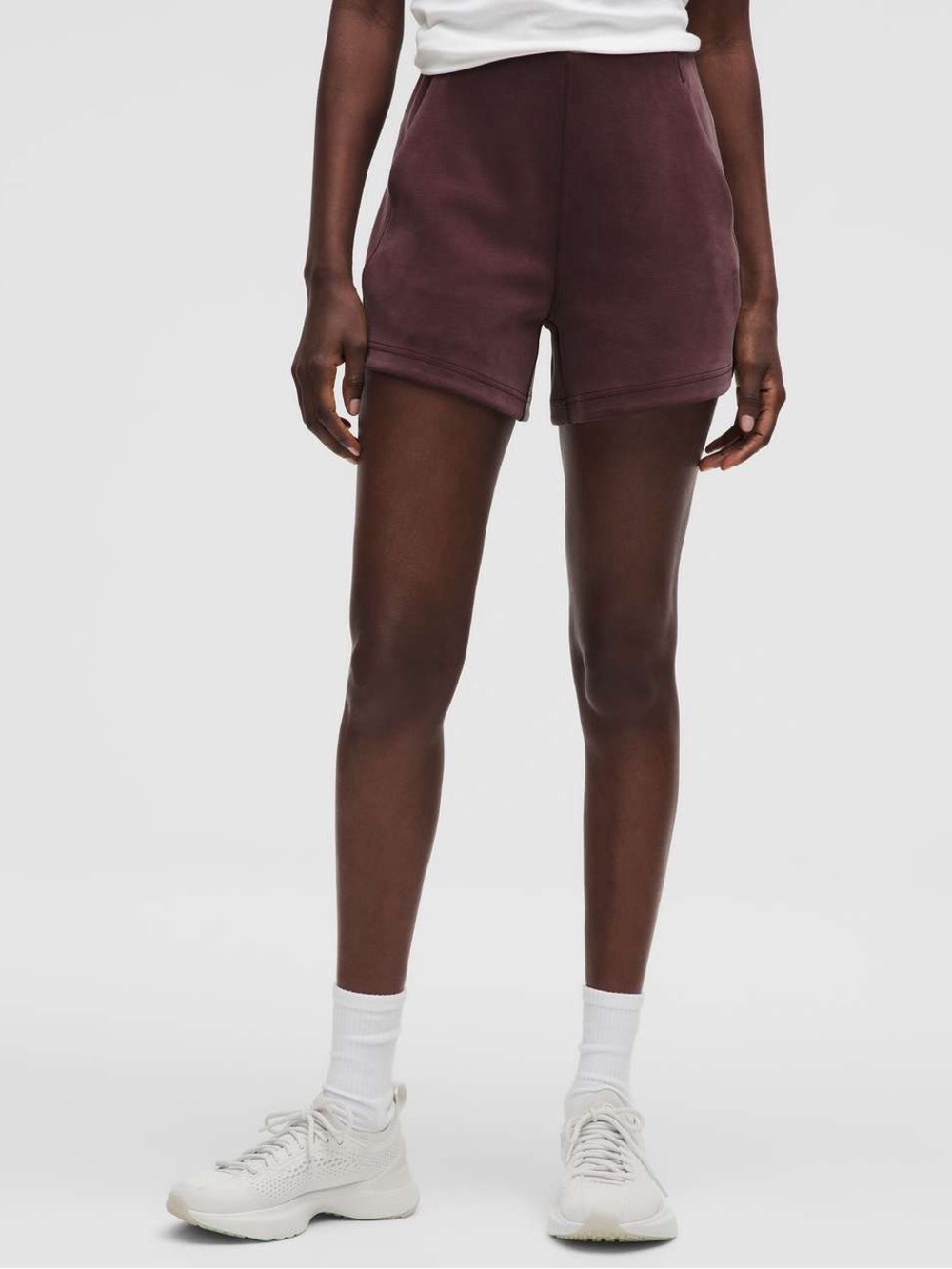 ✨ Lululemon Softstreme Kick-Flare Mid-Rise Shorts 4" Goodnight Plum Size 12